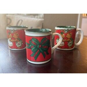 3 Vtg Potpourri Press Korea Christmas Mugs 1 Green Bow 2 Kissing Bears 1989/90
